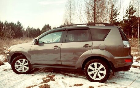 Mitsubishi Outlander III рестайлинг 3, 2012 год, 1 650 000 рублей, 2 фотография