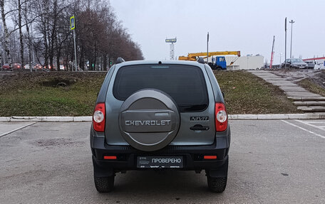 Chevrolet Niva I рестайлинг, 2017 год, 680 000 рублей, 7 фотография