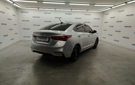 Hyundai Solaris II рестайлинг, 2018 год, 967 100 рублей, 3 фотография