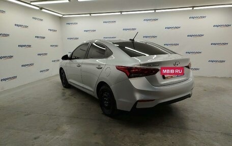 Hyundai Solaris II рестайлинг, 2018 год, 967 100 рублей, 4 фотография