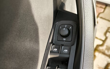 Skoda Karoq I, 2020 год, 2 497 000 рублей, 4 фотография