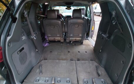 Toyota Sienna II рестайлинг, 2005 год, 880 000 рублей, 11 фотография