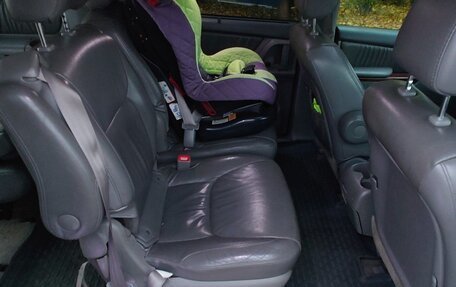 Toyota Sienna II рестайлинг, 2005 год, 880 000 рублей, 13 фотография