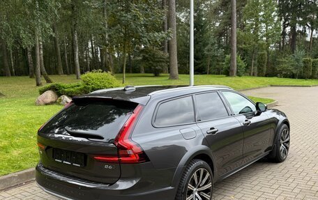Volvo V90 Cross Country I рестайлинг, 2023 год, 5 350 000 рублей, 8 фотография
