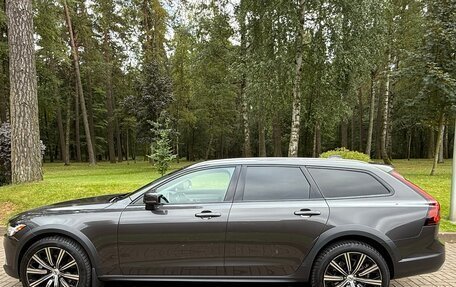 Volvo V90 Cross Country I рестайлинг, 2023 год, 5 350 000 рублей, 6 фотография