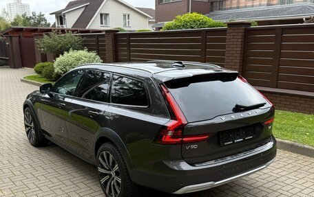 Volvo V90 Cross Country I рестайлинг, 2023 год, 5 350 000 рублей, 9 фотография