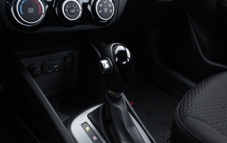 KIA Rio III рестайлинг, 2015 год, 1 100 000 рублей, 16 фотография