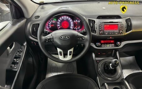 KIA Sportage III, 2011 год, 880 000 рублей, 13 фотография