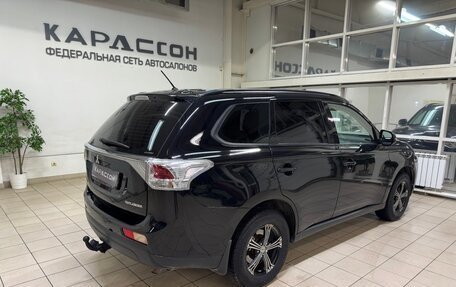 Mitsubishi Outlander III рестайлинг 3, 2012 год, 1 490 000 рублей, 2 фотография
