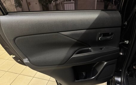 Mitsubishi Outlander III рестайлинг 3, 2012 год, 1 490 000 рублей, 15 фотография