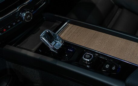 Volvo XC60 II, 2025 год, 9 500 000 рублей, 12 фотография