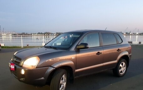 Hyundai Tucson III, 2008 год, 865 000 рублей, 1 фотография