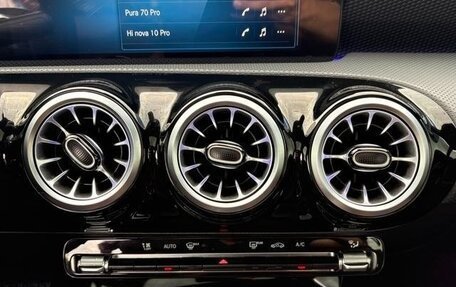 Mercedes-Benz A-Класс, 2022 год, 1 800 000 рублей, 11 фотография