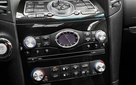 Infiniti QX70, 2015 год, 2 349 000 рублей, 16 фотография