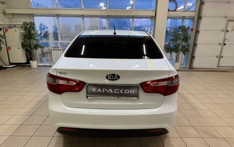 KIA Rio III рестайлинг, 2014 год, 880 000 рублей, 4 фотография