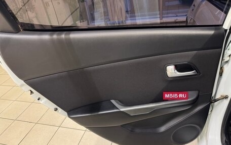 KIA Rio III рестайлинг, 2014 год, 880 000 рублей, 15 фотография