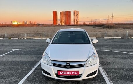 Opel Astra H, 2012 год, 665 000 рублей, 1 фотография