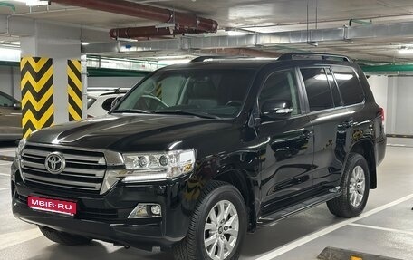 Toyota Land Cruiser 200, 2020 год, 9 270 000 рублей, 1 фотография