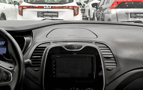 Renault Kaptur I рестайлинг, 2017 год, 1 150 000 рублей, 18 фотография