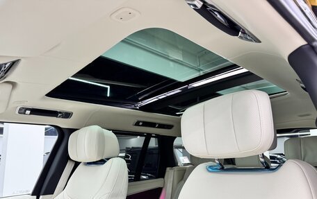 Land Rover Range Rover IV рестайлинг, 2025 год, 24 590 000 рублей, 22 фотография