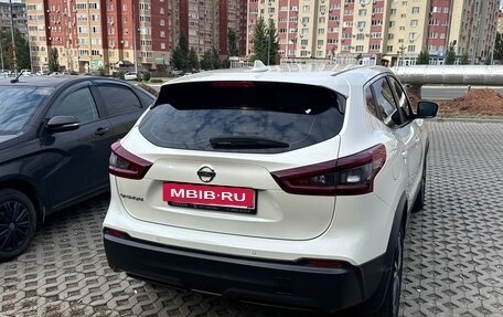 Nissan Qashqai, 2022 год, 2 300 000 рублей, 5 фотография