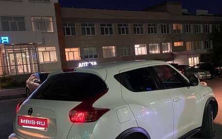 Nissan Juke II, 2014 год, 990 000 рублей, 4 фотография