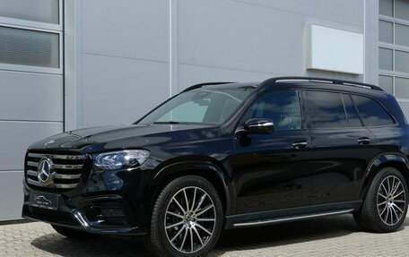 Mercedes-Benz GLS, 2024 год, 20 900 000 рублей, 2 фотография