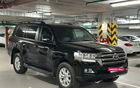 Toyota Land Cruiser 200, 2020 год, 9 270 000 рублей, 3 фотография