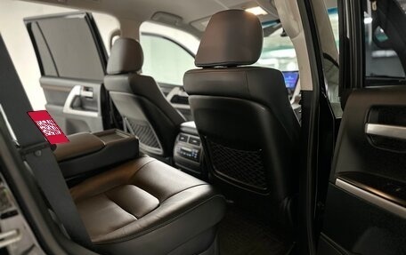 Toyota Land Cruiser 200, 2020 год, 9 270 000 рублей, 29 фотография