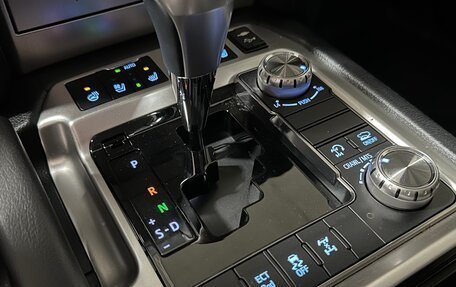 Toyota Land Cruiser 200, 2020 год, 9 270 000 рублей, 37 фотография