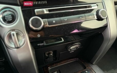 Toyota Land Cruiser 200, 2012 год, 3 590 000 рублей, 11 фотография