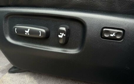 Toyota Land Cruiser 200, 2012 год, 3 590 000 рублей, 14 фотография