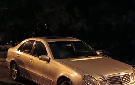 Mercedes-Benz E-Класс, 2002 год, 380 000 рублей, 2 фотография