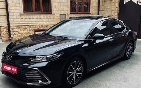 Toyota Camry, 2023 год, 3 300 000 рублей, 7 фотография