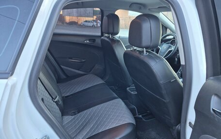 Opel Astra J, 2013 год, 835 000 рублей, 28 фотография