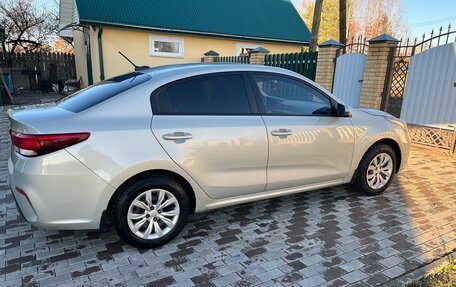 KIA Rio IV, 2017 год, 1 150 000 рублей, 2 фотография