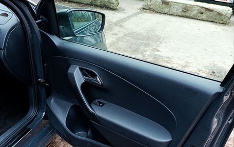 Volkswagen Polo VI (EU Market), 2015 год, 725 000 рублей, 11 фотография