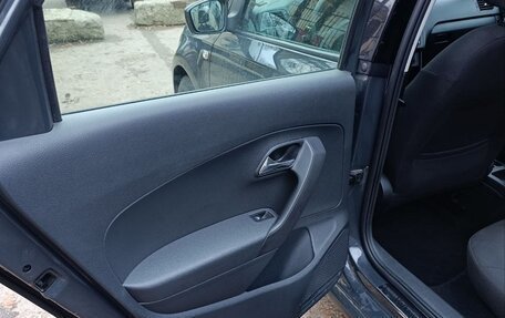 Volkswagen Polo VI (EU Market), 2015 год, 725 000 рублей, 18 фотография