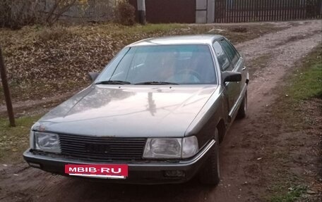 Audi 100, 1983 год, 130 000 рублей, 4 фотография