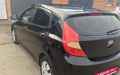 Hyundai Solaris II рестайлинг, 2012 год, 572 000 рублей, 7 фотография