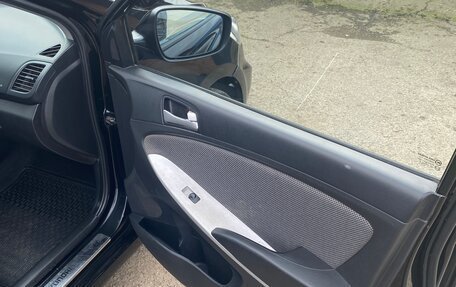 Hyundai Solaris II рестайлинг, 2012 год, 572 000 рублей, 13 фотография