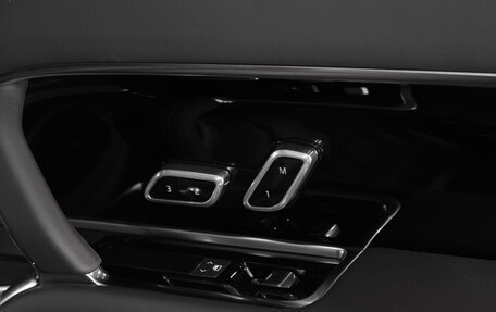 Land Rover Range Rover IV рестайлинг, 2025 год, 32 600 000 рублей, 30 фотография