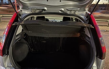 Ford Fiesta, 2005 год, 270 000 рублей, 11 фотография