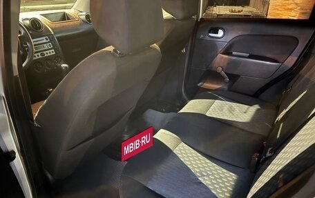 Ford Fiesta, 2005 год, 270 000 рублей, 13 фотография