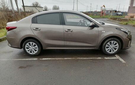 KIA Rio IV, 2022 год, 1 660 000 рублей, 5 фотография