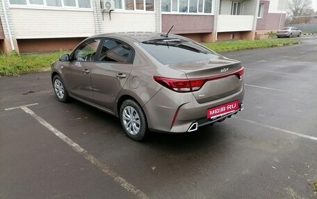 KIA Rio IV, 2022 год, 1 660 000 рублей, 3 фотография