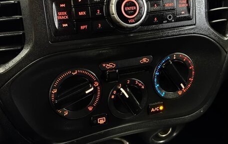 Nissan Juke II, 2011 год, 819 000 рублей, 15 фотография