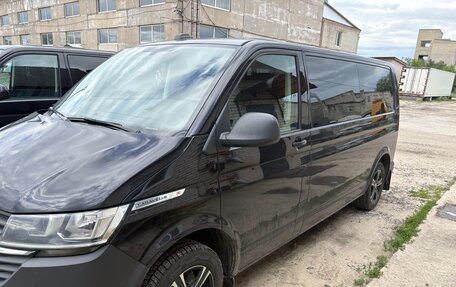 Volkswagen Caravelle T6 рестайлинг, 2021 год, 3 000 000 рублей, 7 фотография