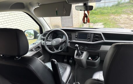 Volkswagen Caravelle T6 рестайлинг, 2021 год, 3 000 000 рублей, 5 фотография