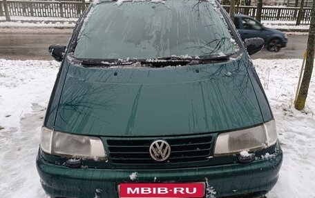 Volkswagen Sharan I рестайлинг, 1996 год, 300 000 рублей, 1 фотография